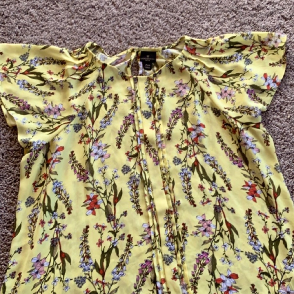 Women’s Short Sleeve Top